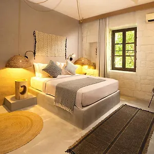 2* Hotel Gaia